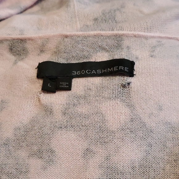360 Cashmere Sweater - Picture 7 of 7